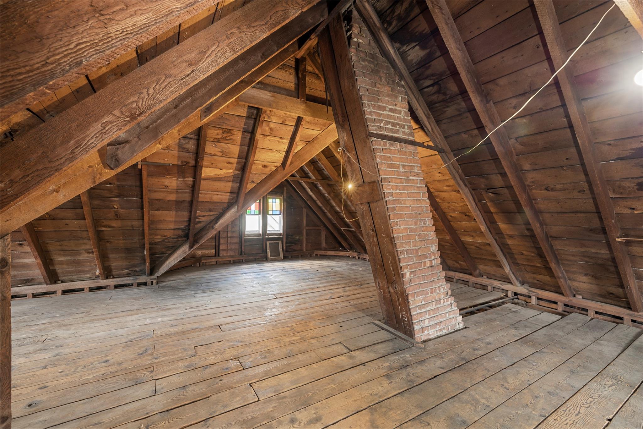 20 Kingston Avenue, Port Jervis, NY 12771