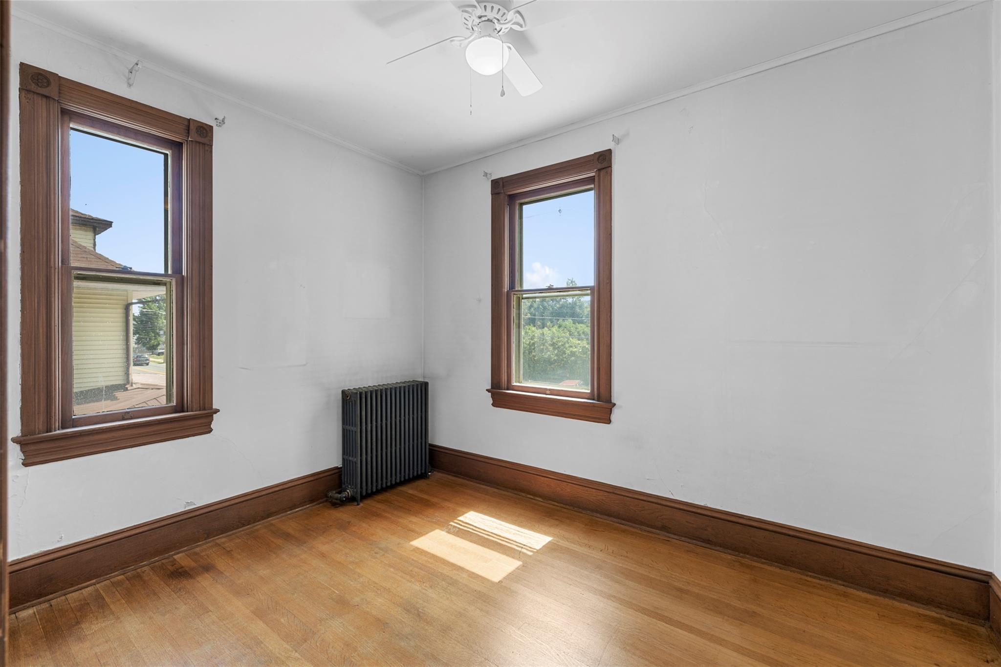 20 Kingston Avenue, Port Jervis, NY 12771