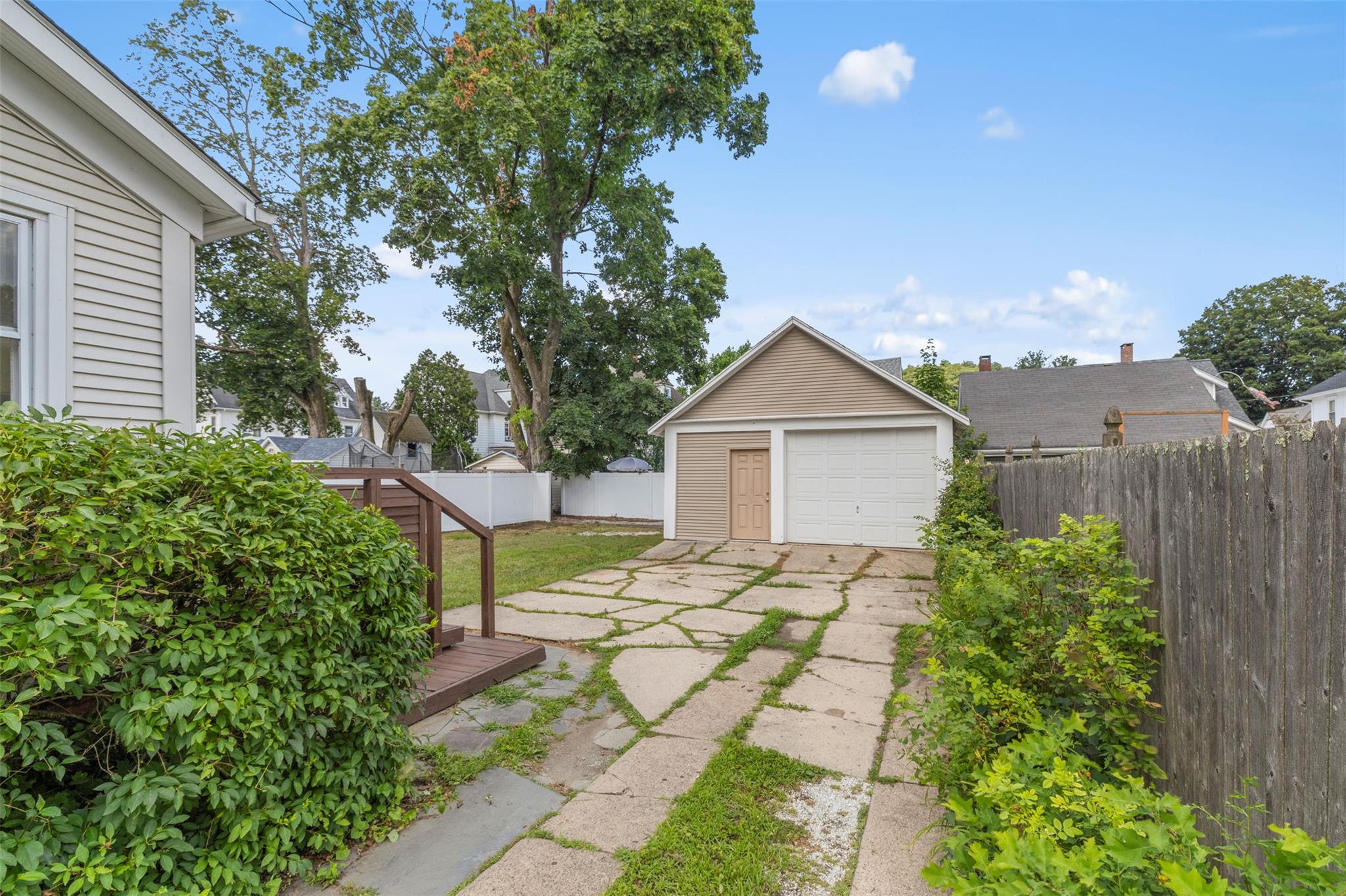 20 Kingston Avenue, Port Jervis, NY 12771