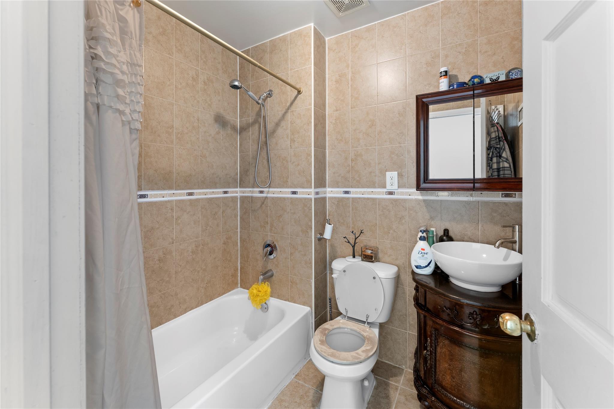 848 Morris Park Avenue, Bronx, NY 10462