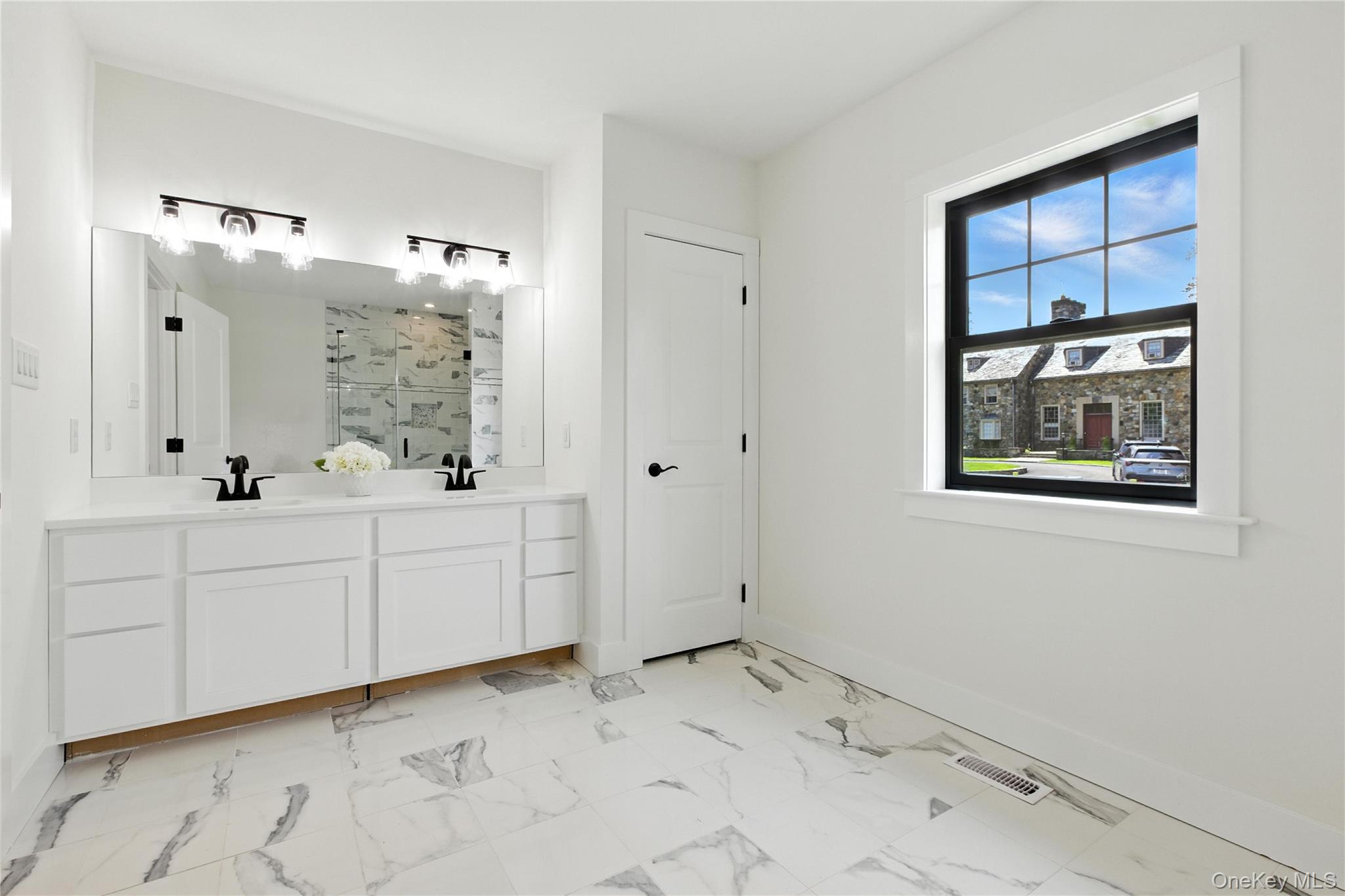 1708 Fieldstone Manor Drive, Mohegan Lake, NY 10547