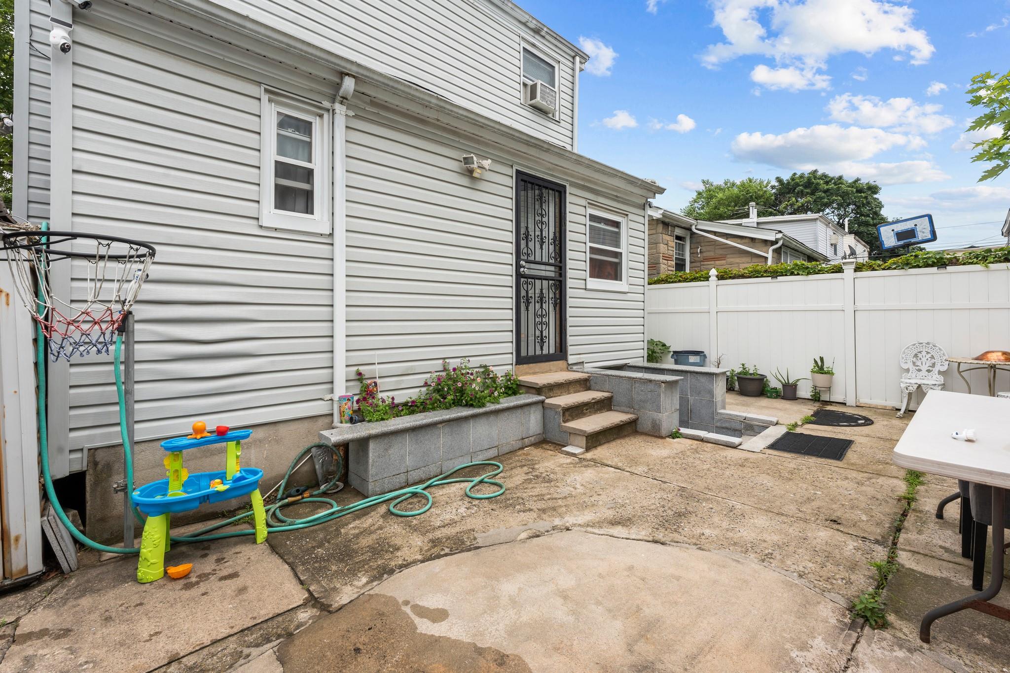 1160 E 89th Street, Brooklyn, NY 11236