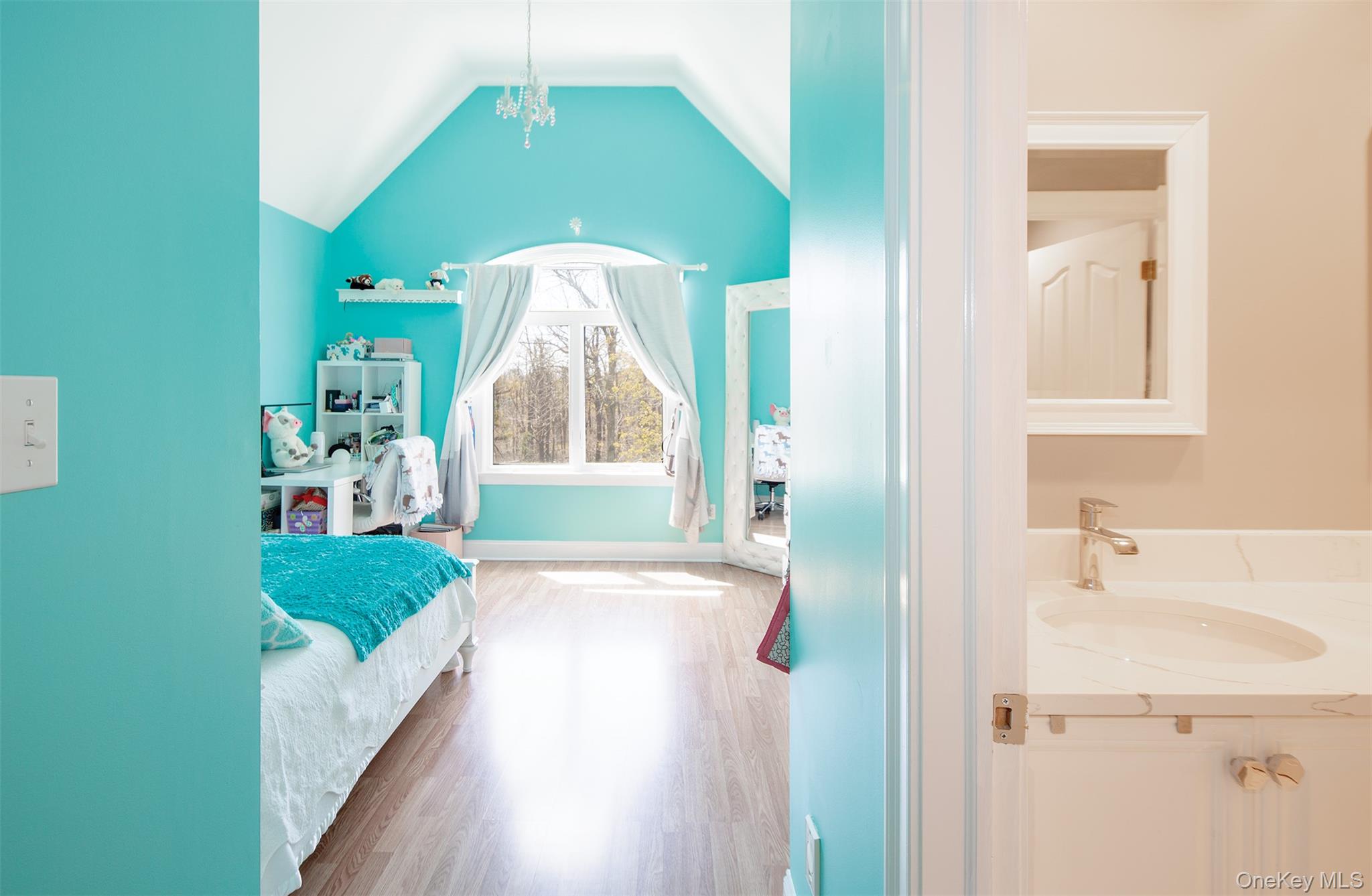 115 Highland Road, Southampton, NY 11968