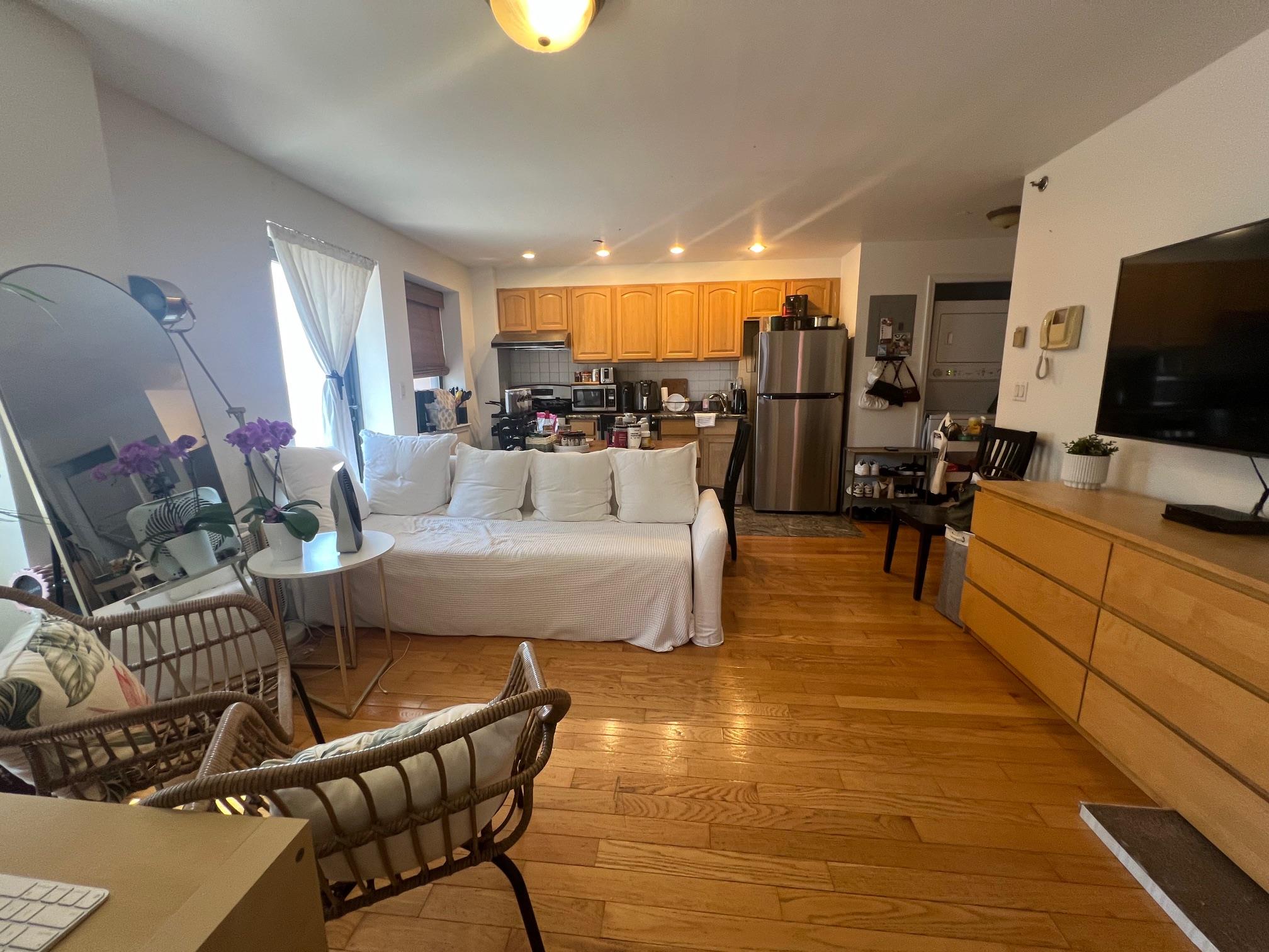 133-53 37 Avenue, Flushing, NY 11354