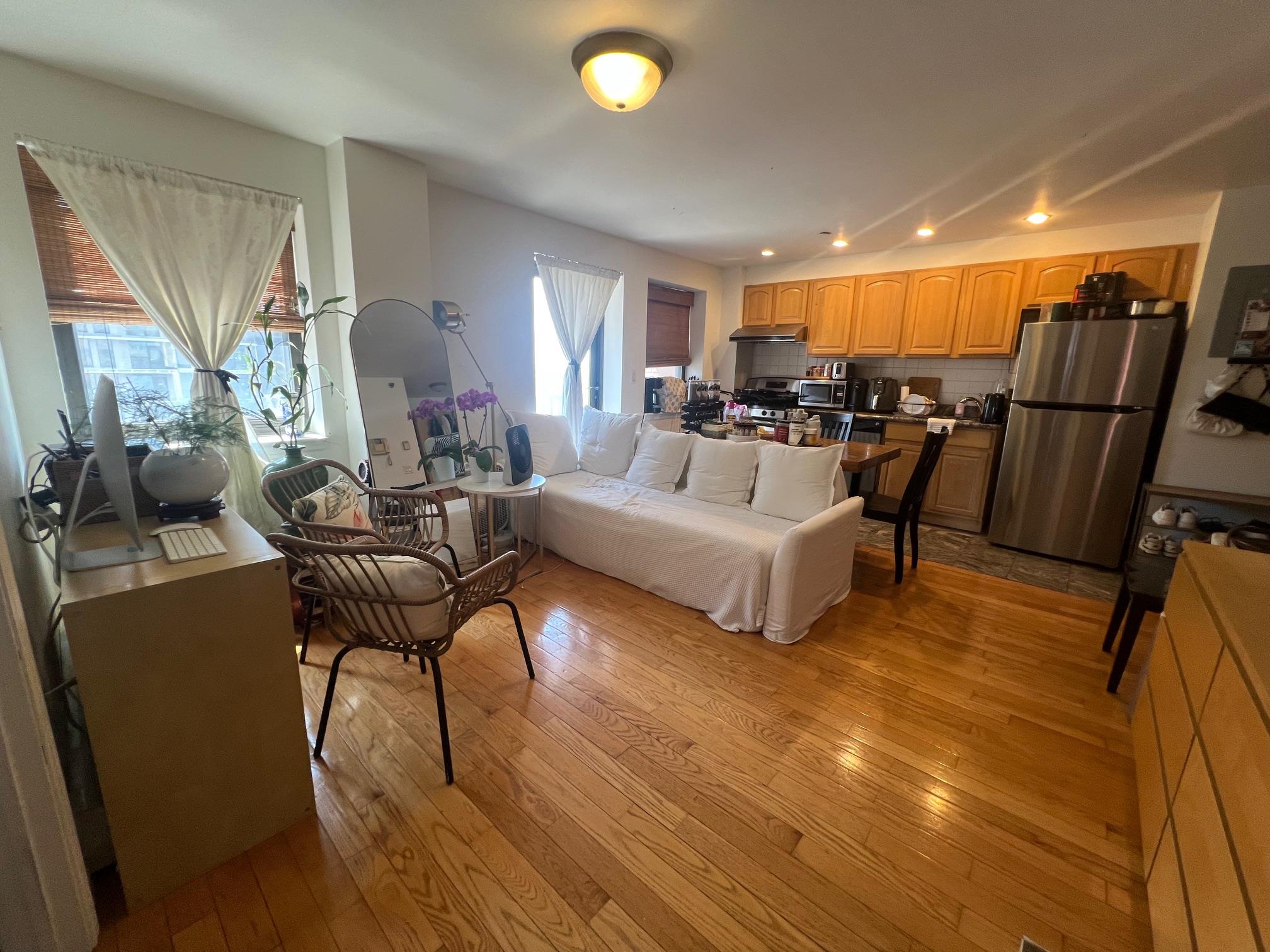 133-53 37 Avenue, Flushing, NY 11354