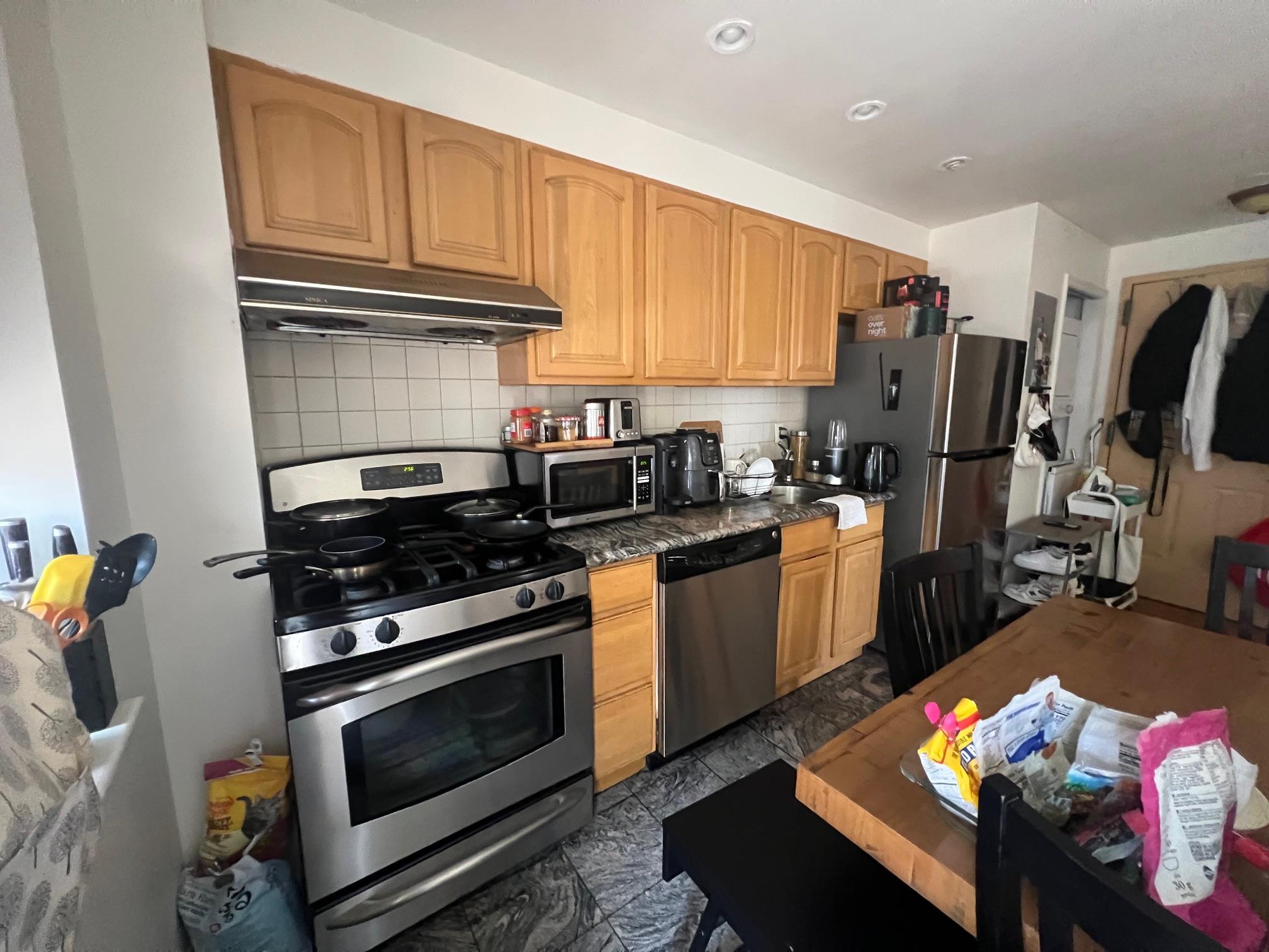 133-53 37 Avenue, Flushing, NY 11354