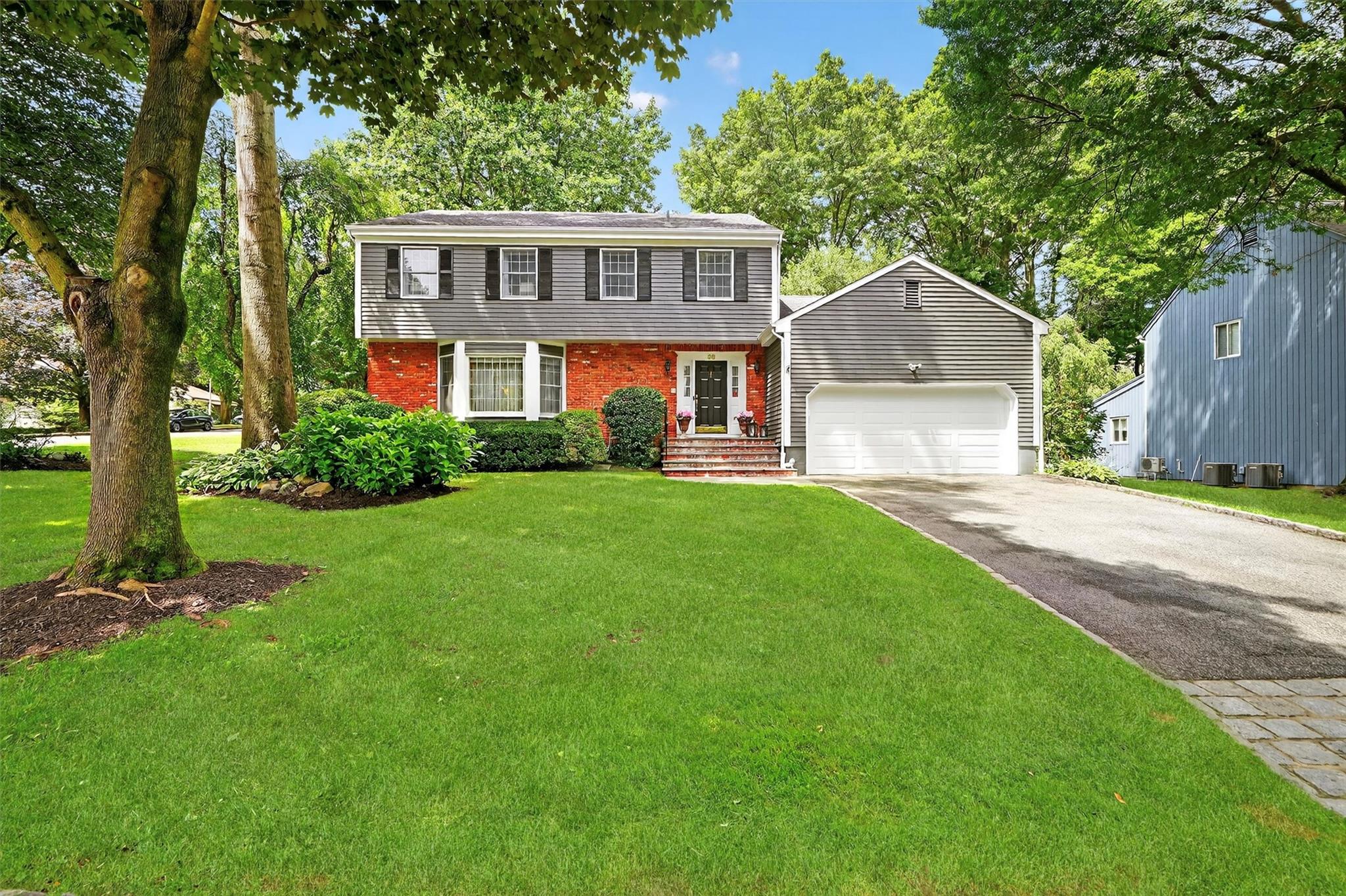 38 Middale Road, White Plains, NY 10605