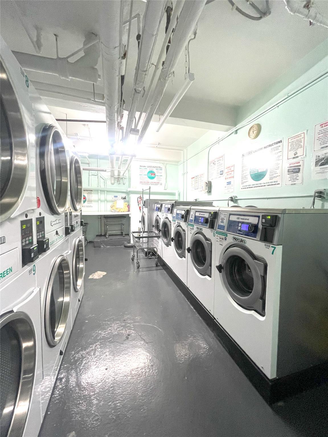 84-31 Van Wyck Expressway # 5F, Briarwood, NY 11435