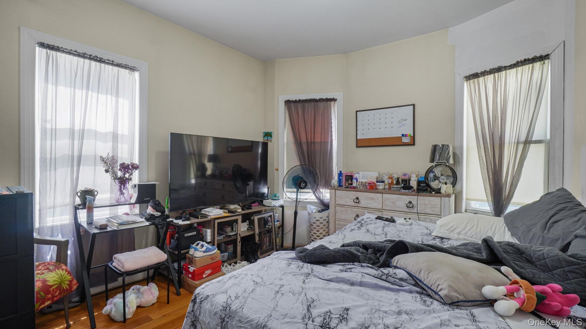 32 North Street, Bronx, NY 10468