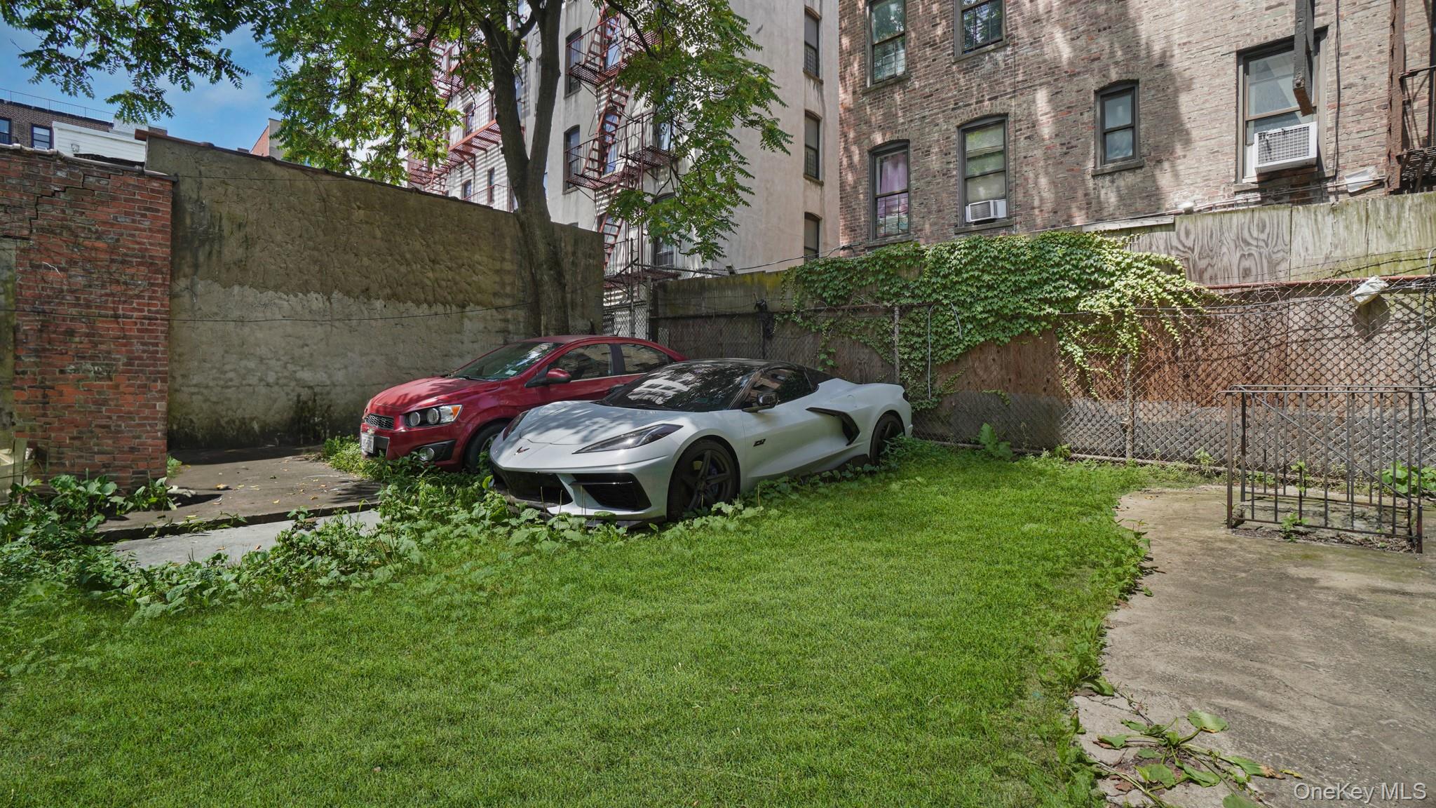 32 North Street, Bronx, NY 10468