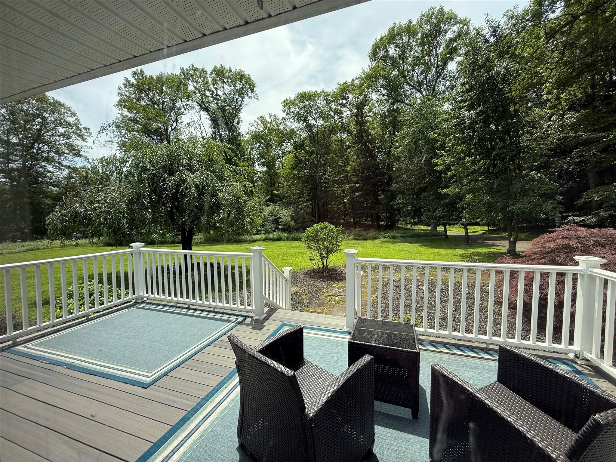 44 Pantelop Road, Bloomingburg, NY 12721