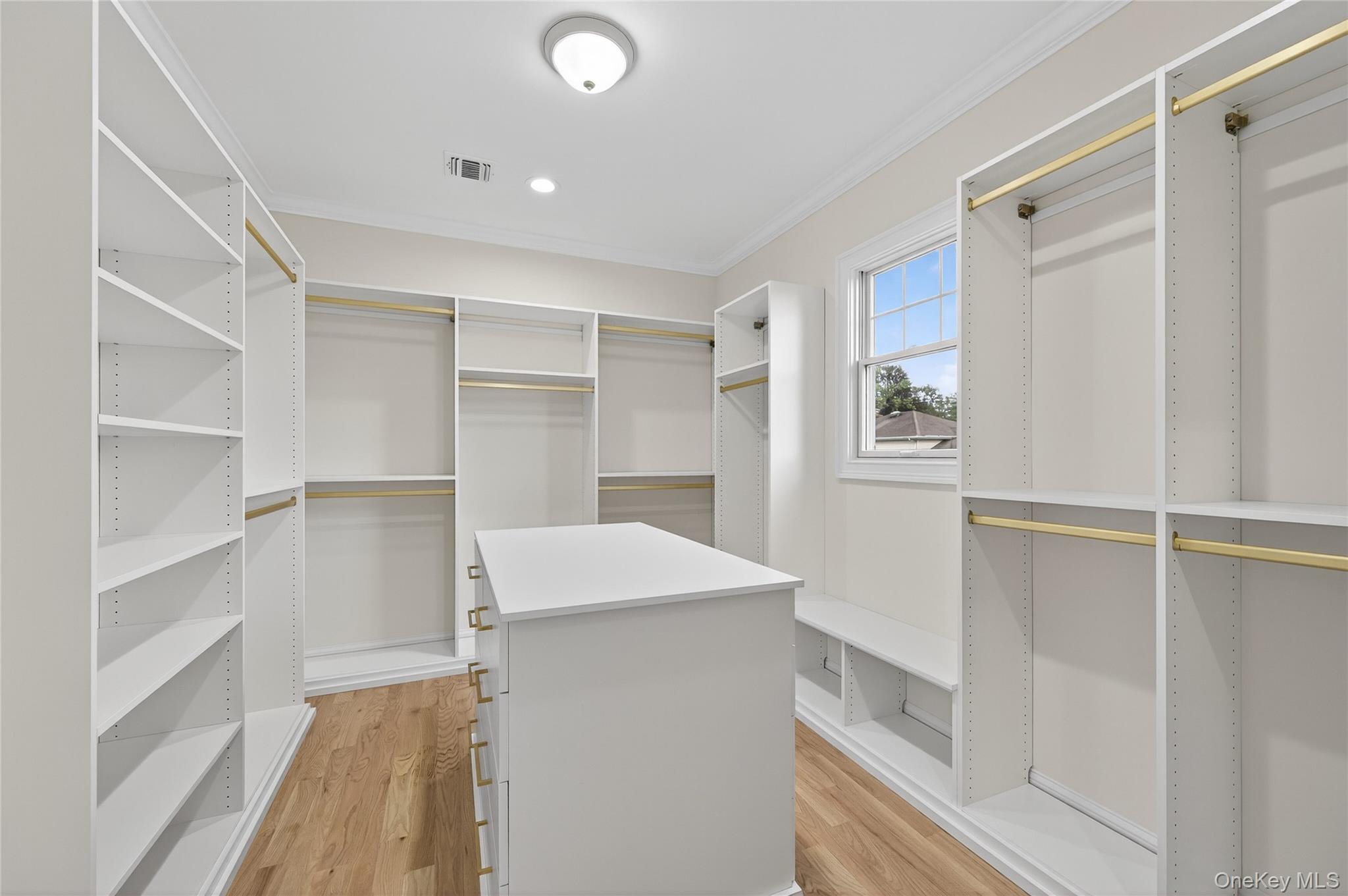 229 Brixton Road, Garden City, NY 11530