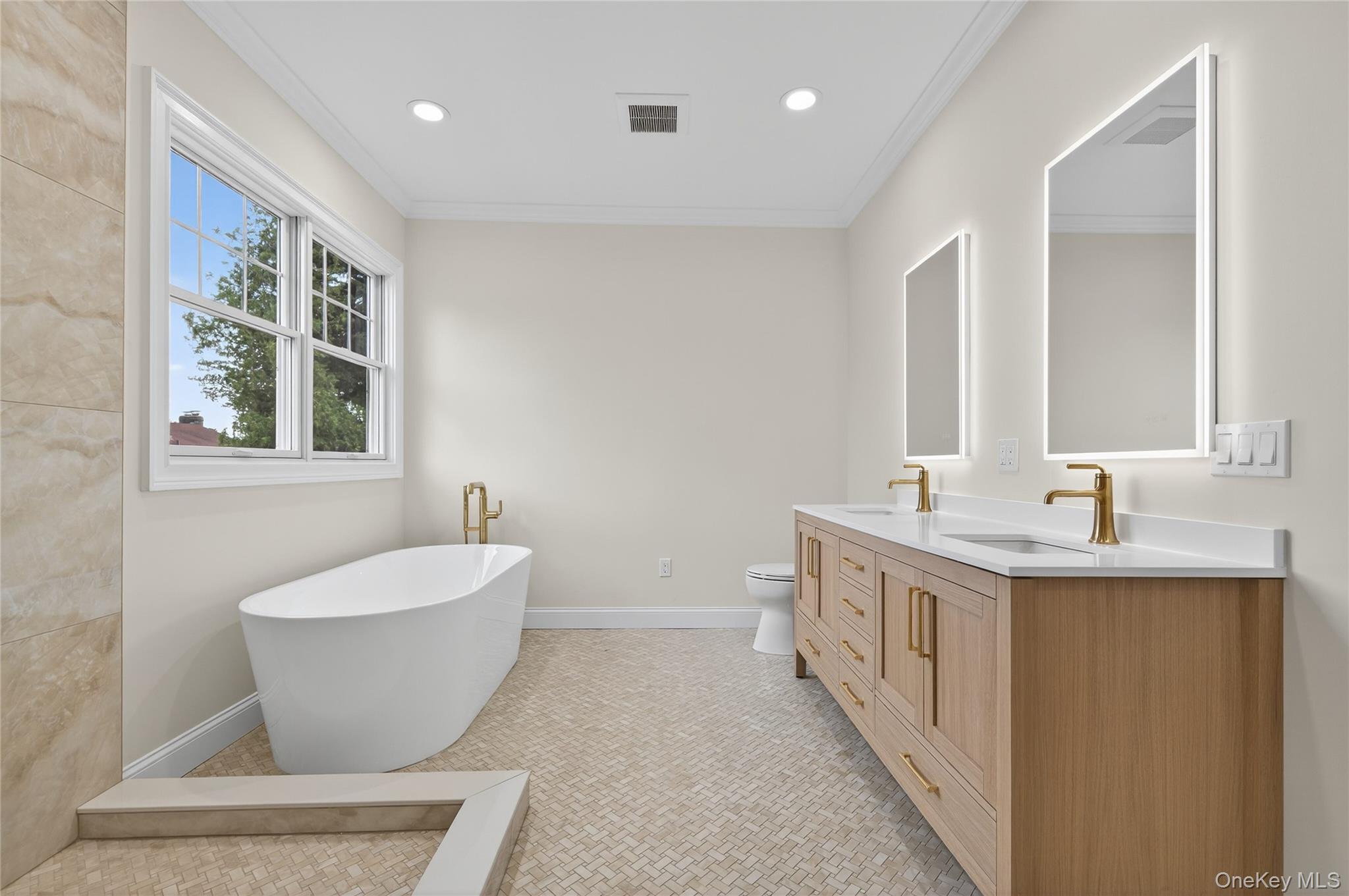 229 Brixton Road, Garden City, NY 11530