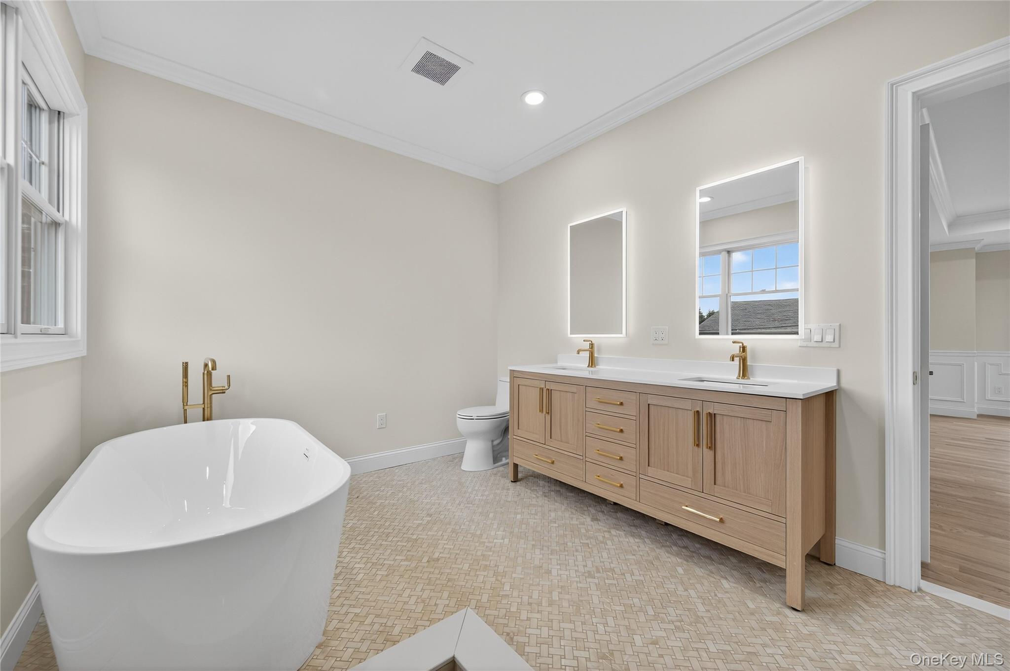 229 Brixton Road, Garden City, NY 11530