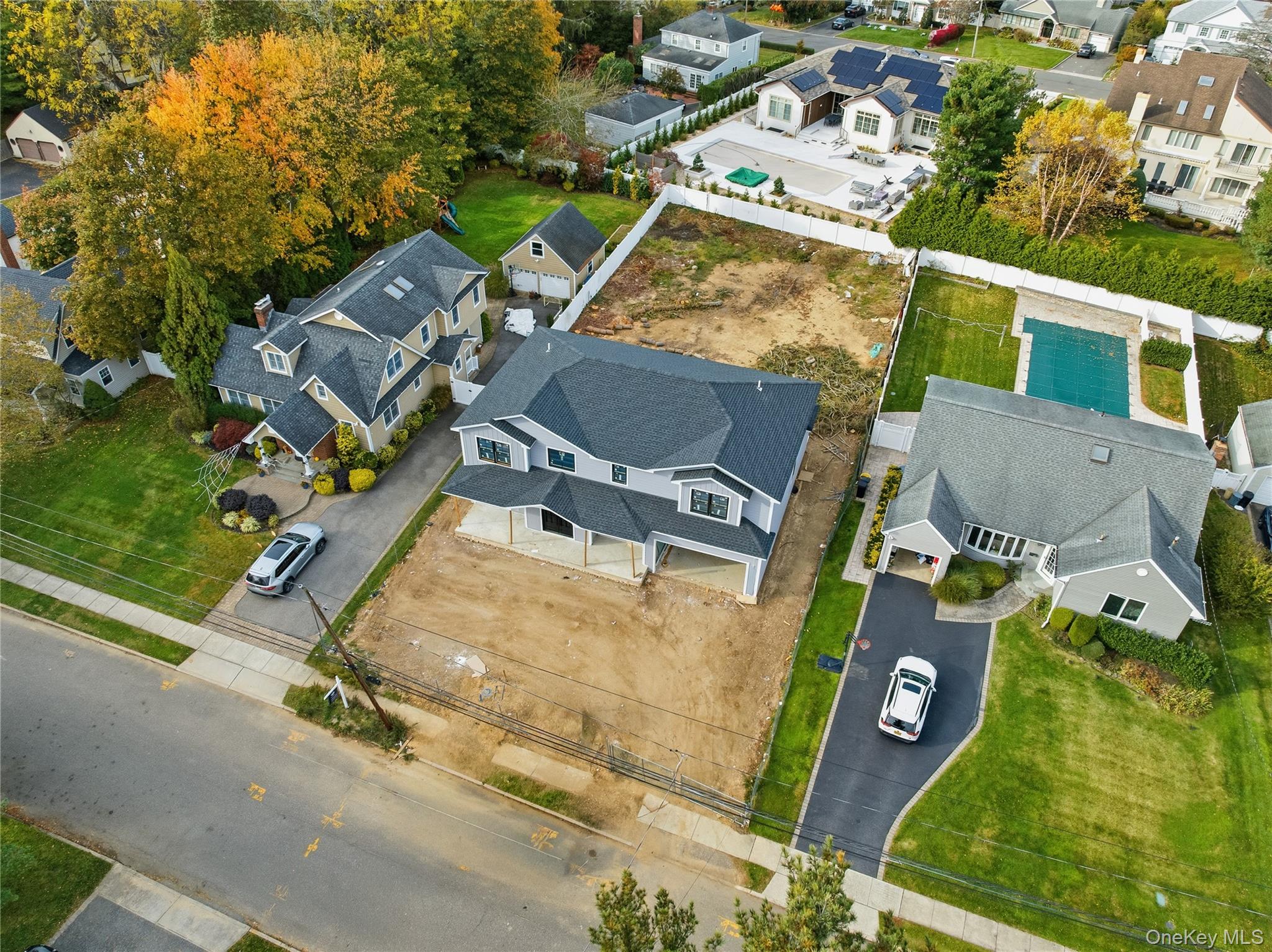 12 School House Lane, Syosset, NY 11791