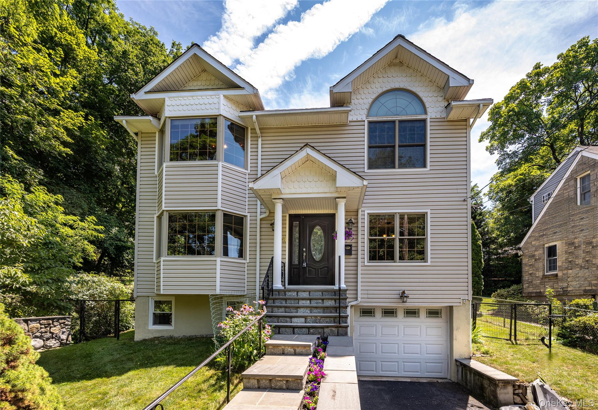 84 Macarthur Lane, Tarrytown, NY 10591