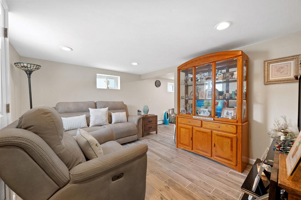 10 Airway Drive, Bellmore, NY 11710