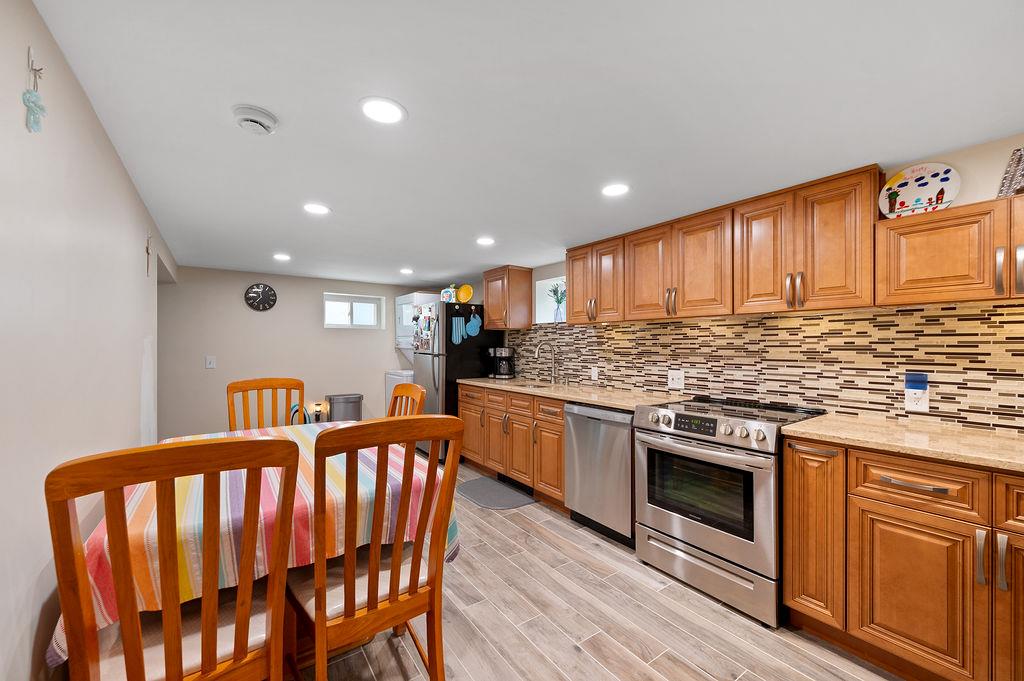 10 Airway Drive, Bellmore, NY 11710