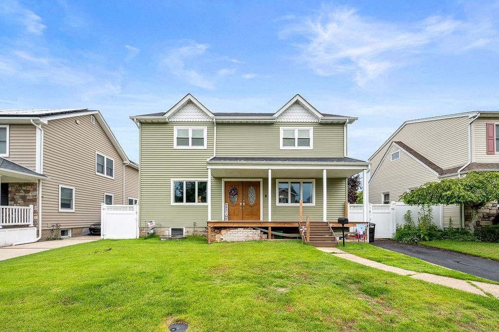 10 Airway Drive, Bellmore, NY 11710