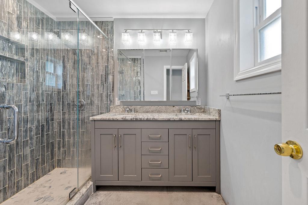 10 Airway Drive, Bellmore, NY 11710