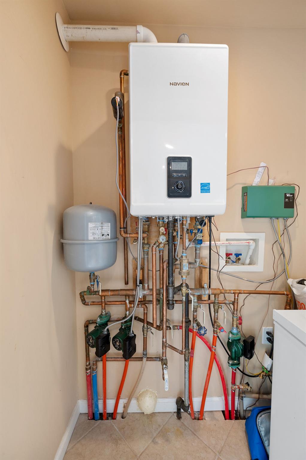 10 Airway Drive, Bellmore, NY 11710