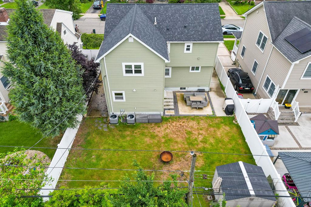 10 Airway Drive, Bellmore, NY 11710