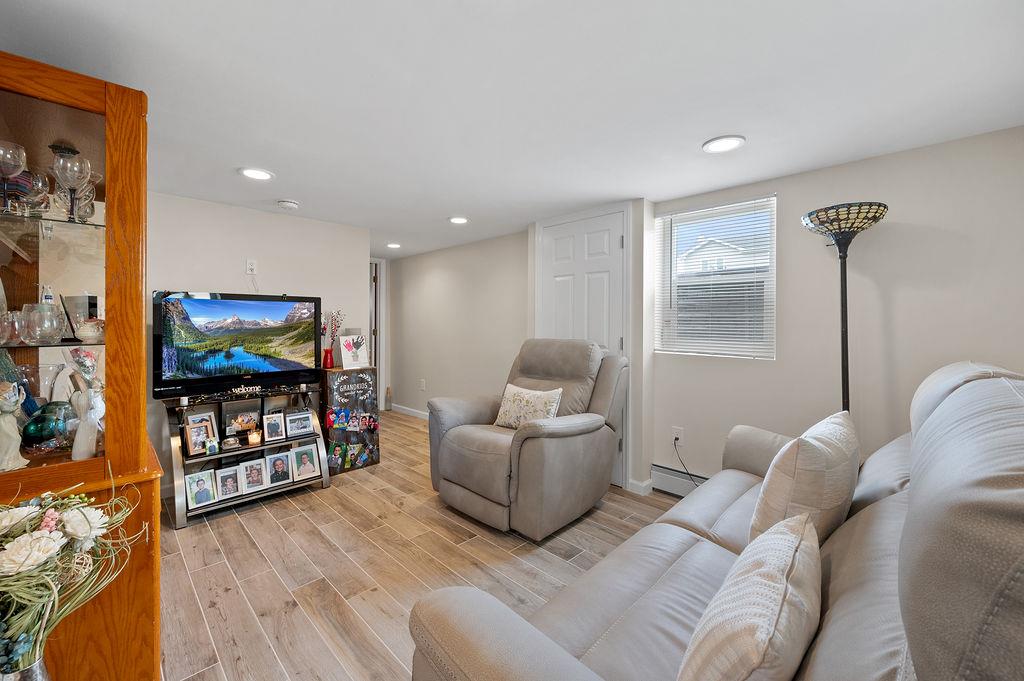 10 Airway Drive, Bellmore, NY 11710