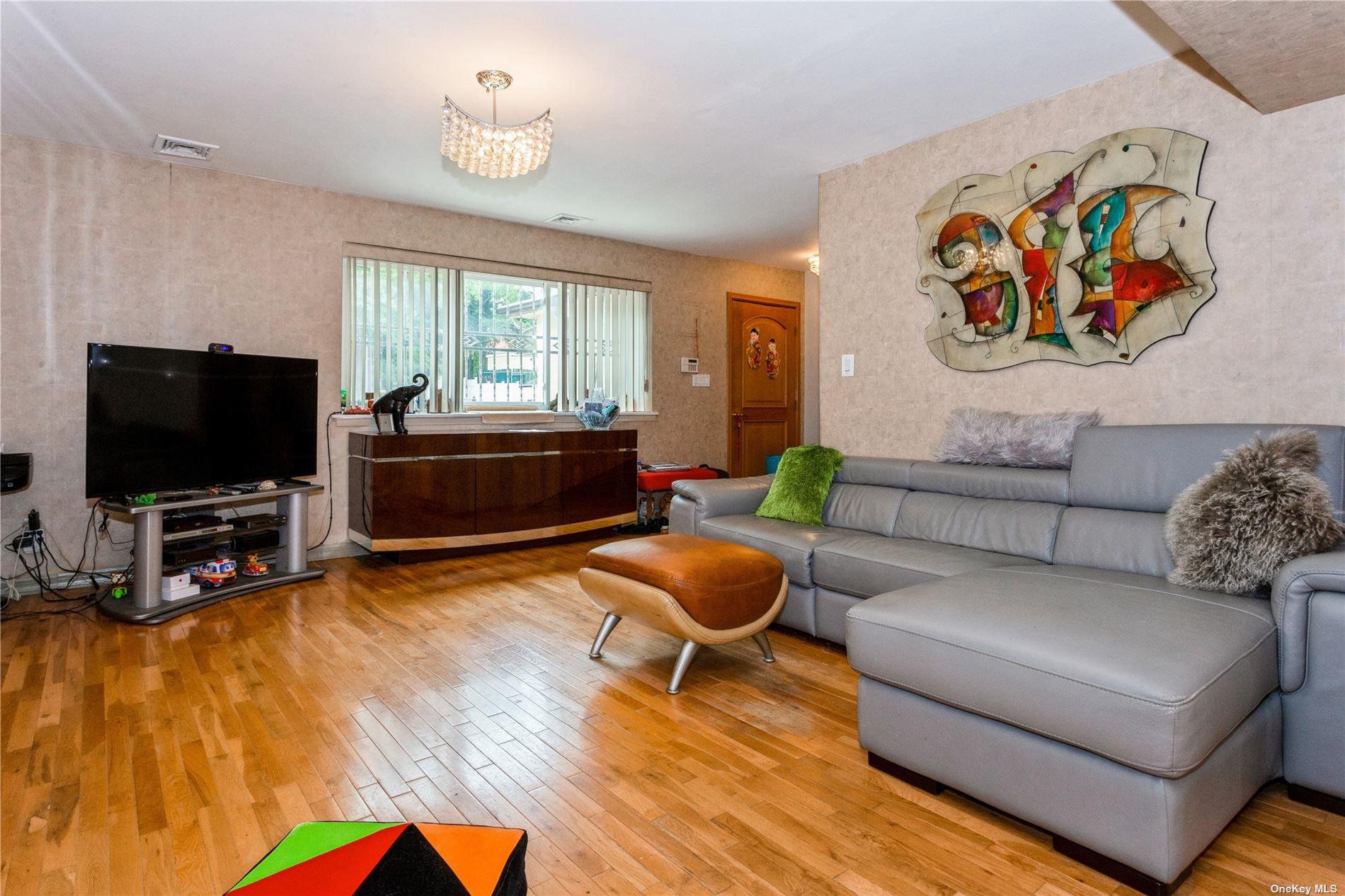 110-17 64 Avenue, Forest Hills, NY 11375