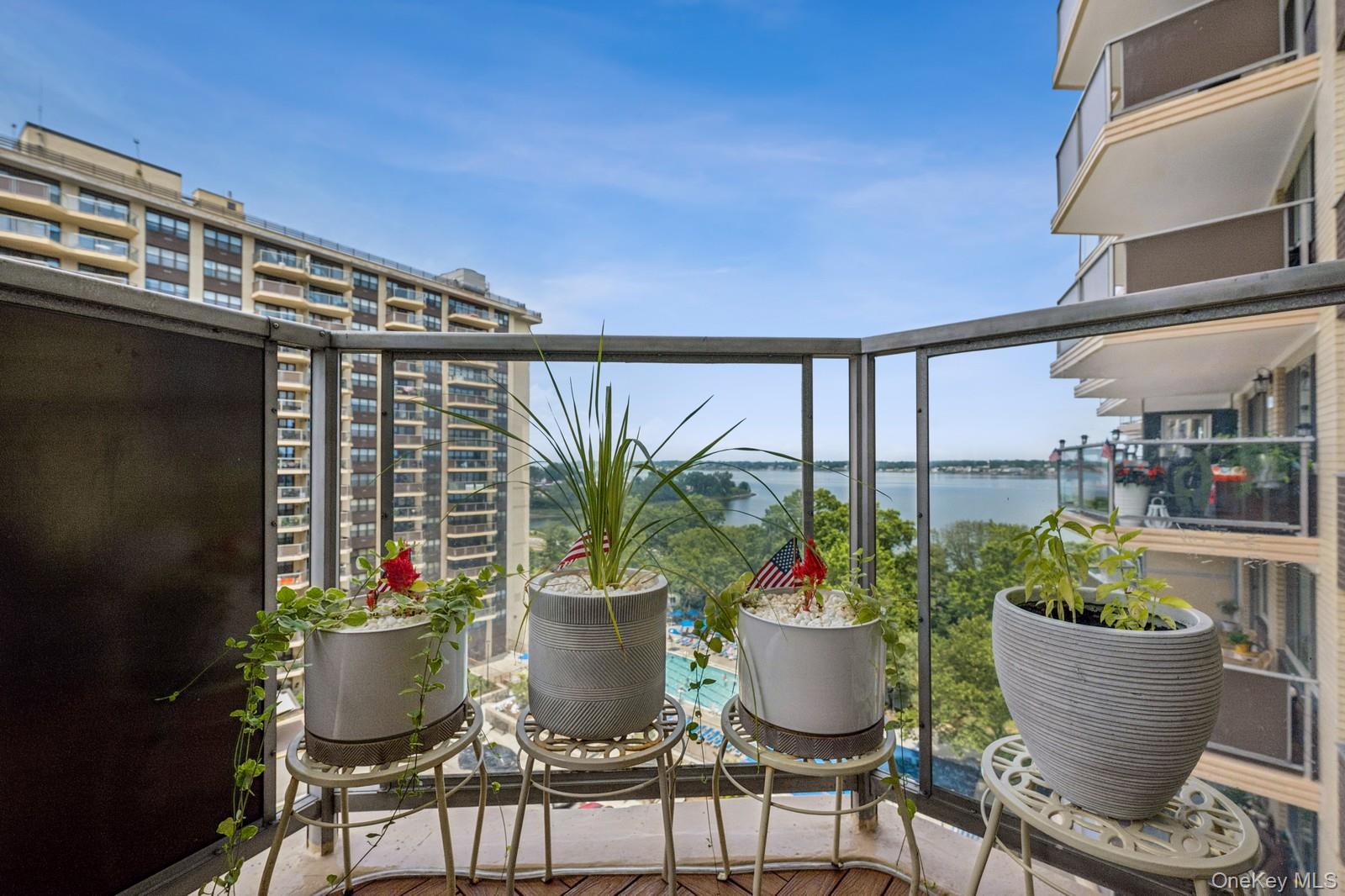 18-15 215th Street # 9J, Bayside, NY 11360