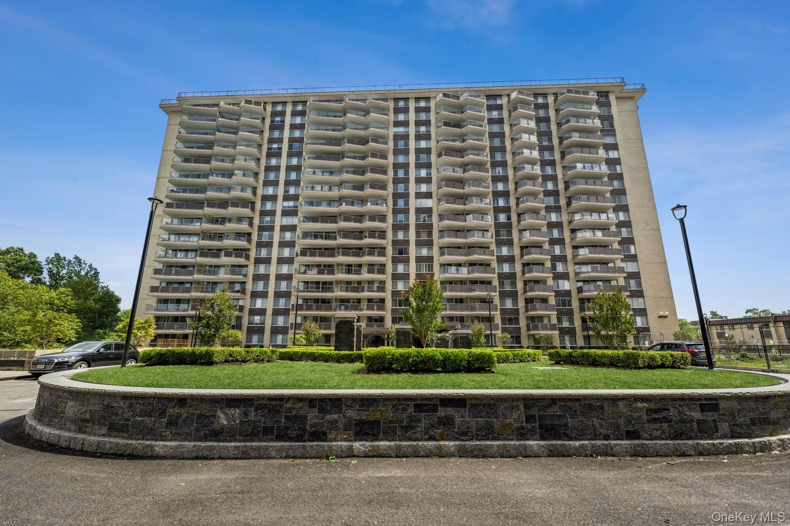 18-15 215th Street # 9J, Bayside, NY 11360