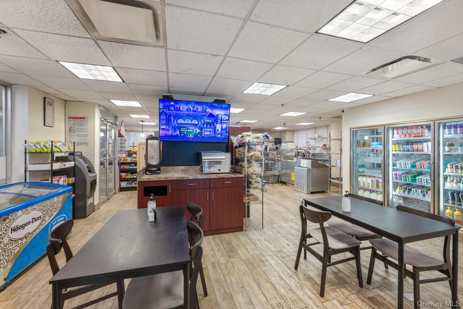 18-15 215th Street # 9J, Bayside, NY 11360