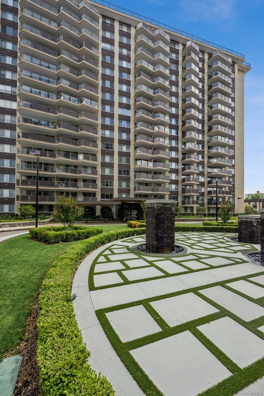 18-15 215th Street # 9J, Bayside, NY 11360