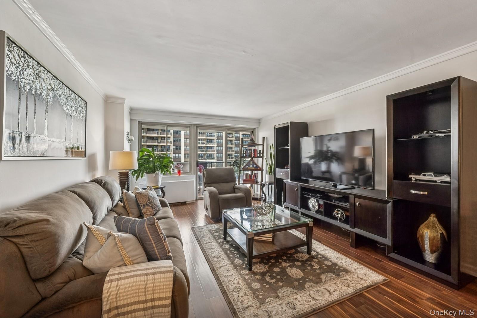 18-15 215th Street # 9J, Bayside, NY 11360