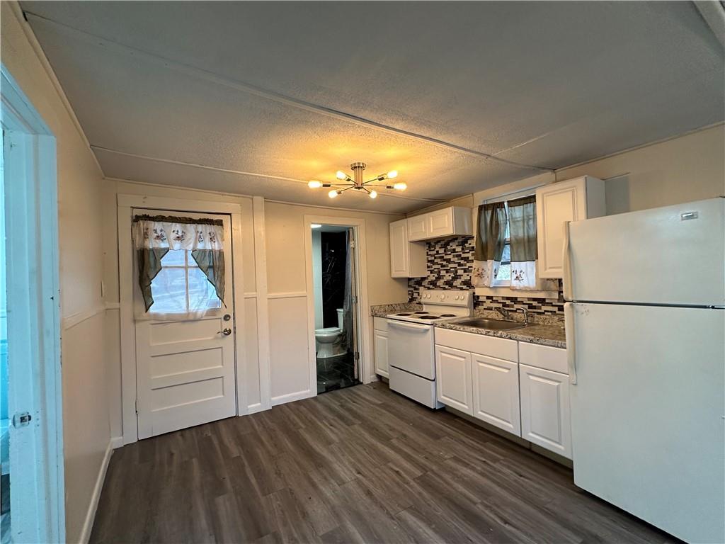 55 Burlingham Road, Bloomingburg, NY 12721