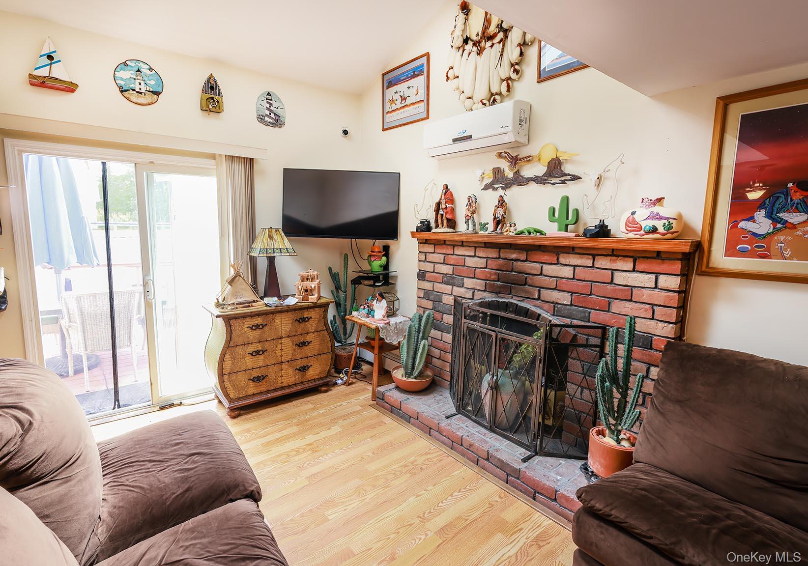 42 Adobe Drive, Shirley, NY 11967