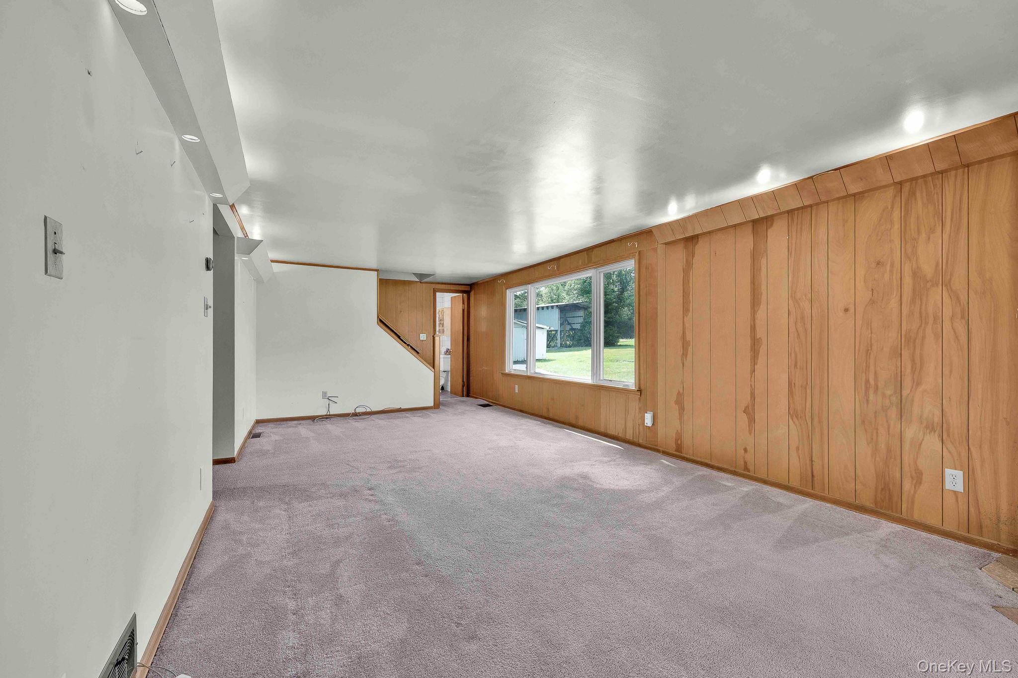 767 Cherrytown Road, Kerhonkson, NY 12446