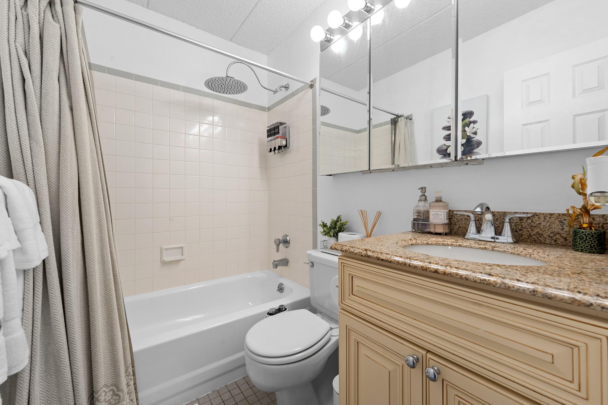 3220 Fairfield Avenue # 6A, Bronx, NY 10463