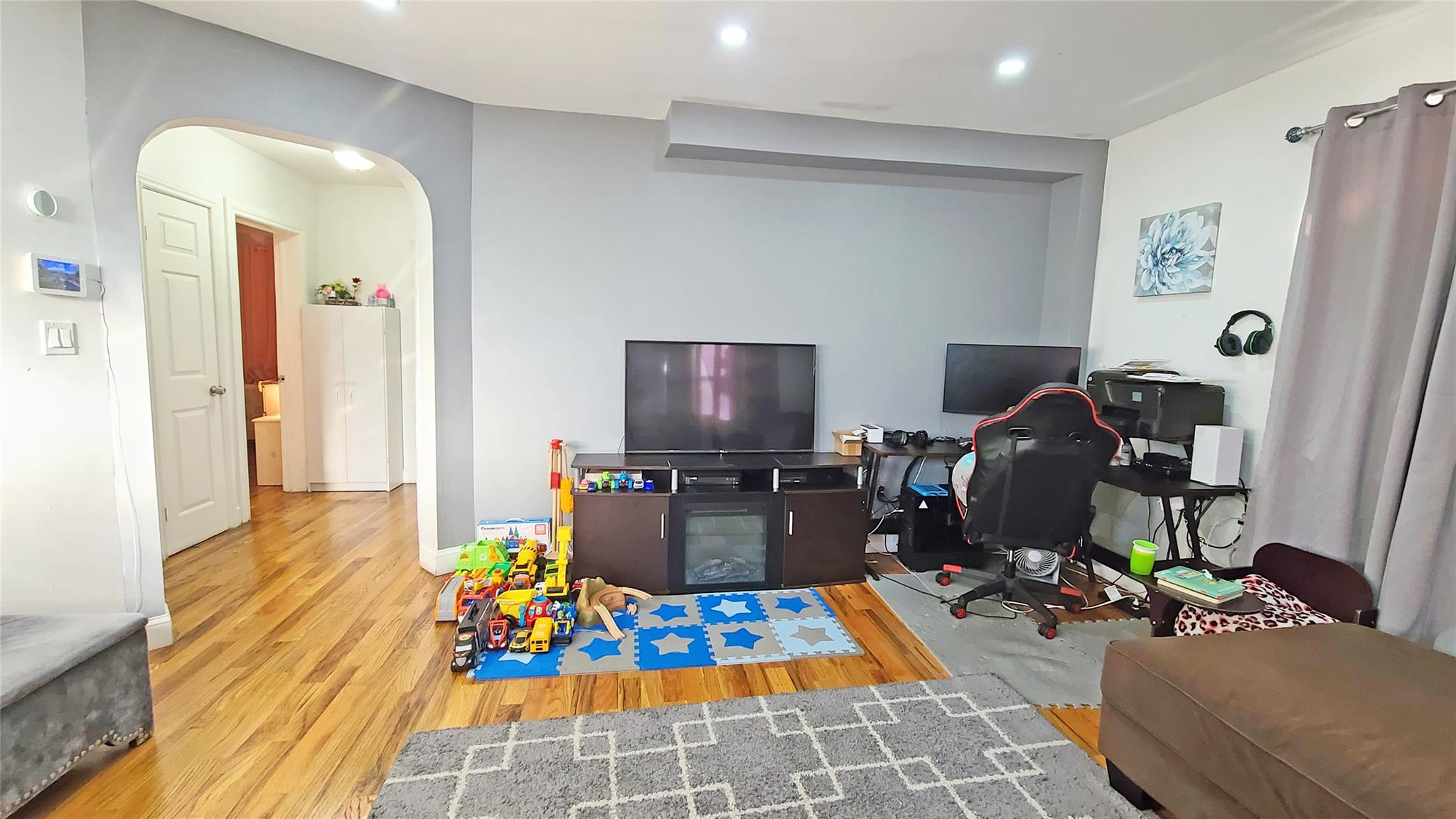 130-25 217th Street, Laurelton, NY 11413