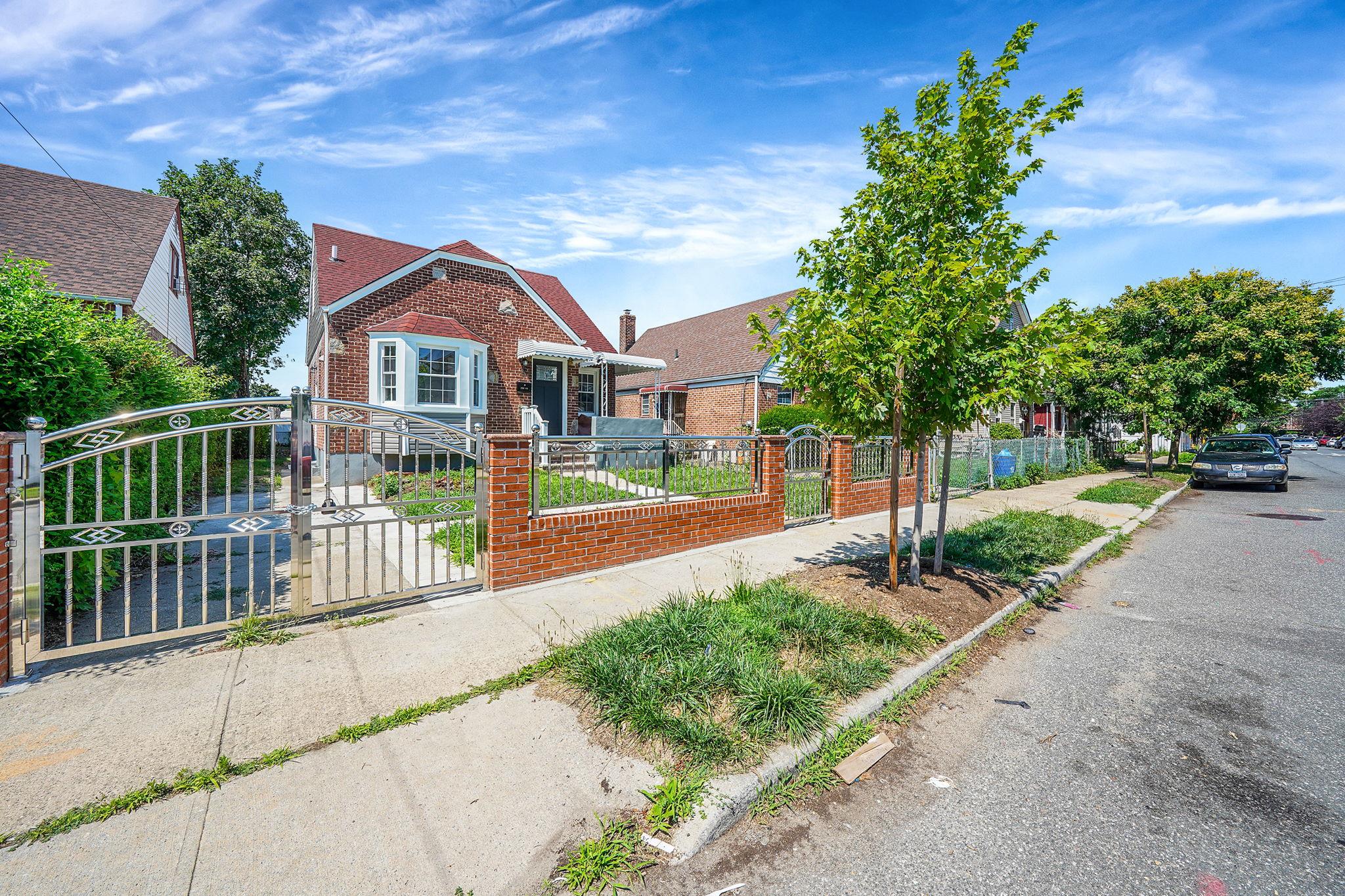 21609 104th Avenue, Queens Village, NY 11429