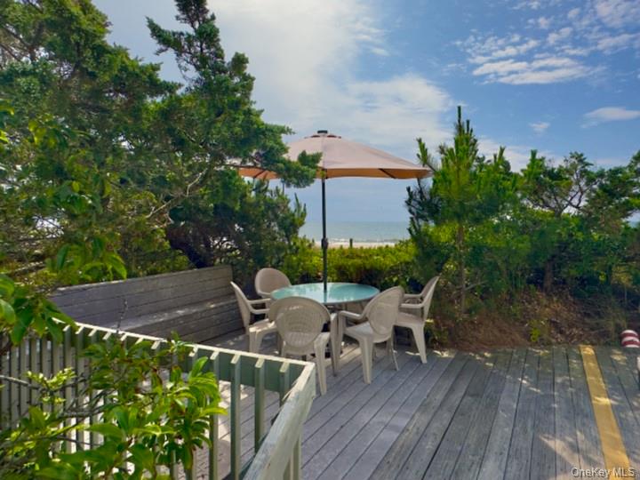 54 Lewis Walk, Cherry Grove, NY 11782