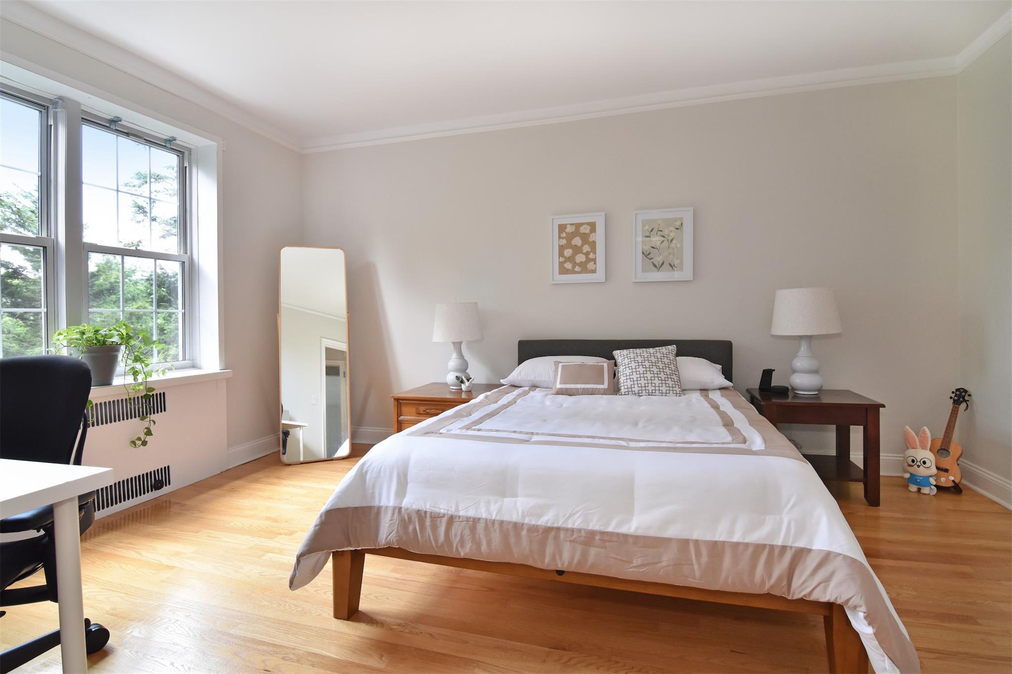 6 Midland Gardens # 2E, Bronxville, NY 10708