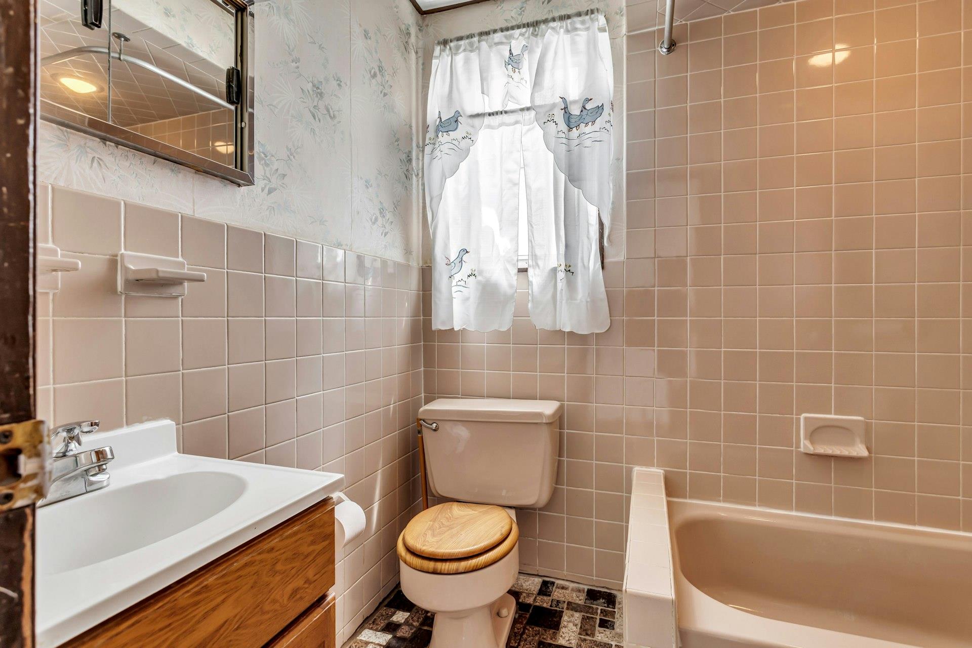 13-19 126 Street, College Point, NY 11356