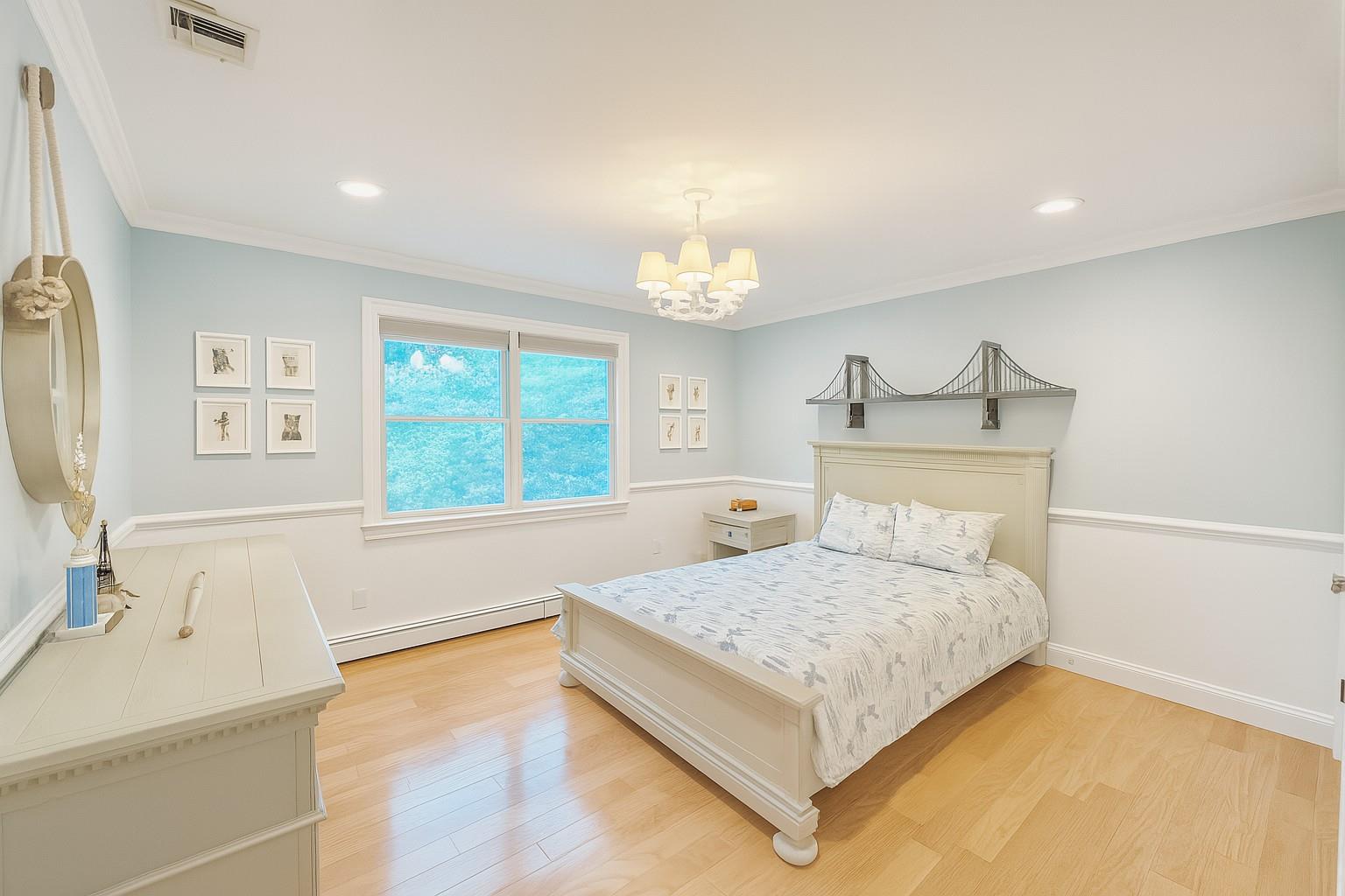 1 Ada Lane, East Setauket, NY 11733