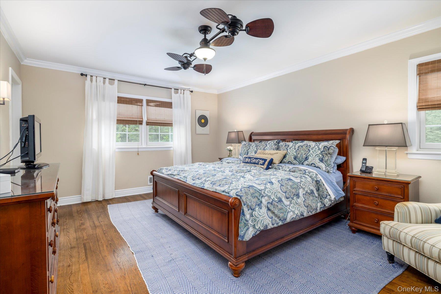 6 Blenheim Court, Rockville Centre, NY 11570