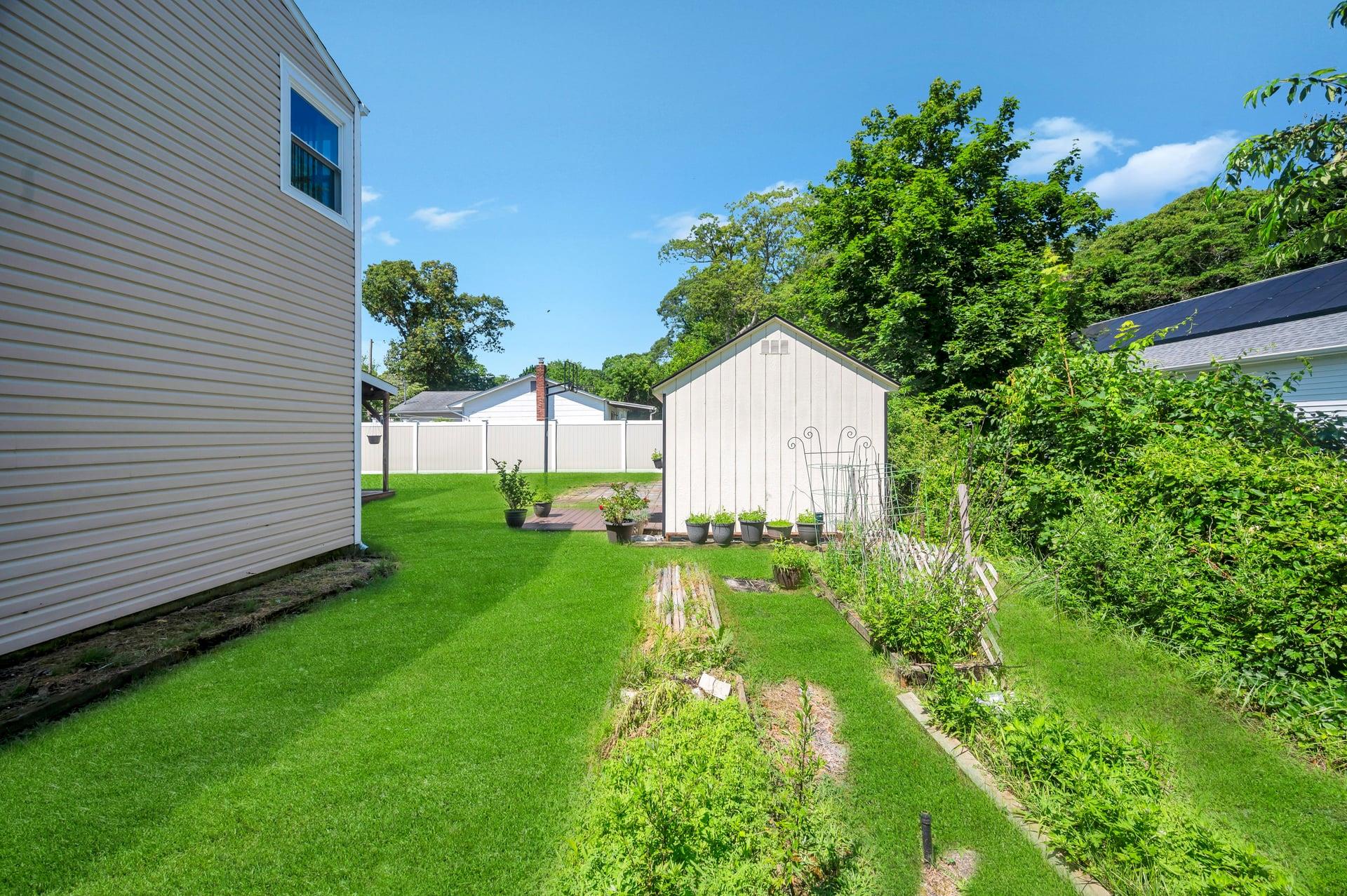 20 College Road, Selden, NY 11784