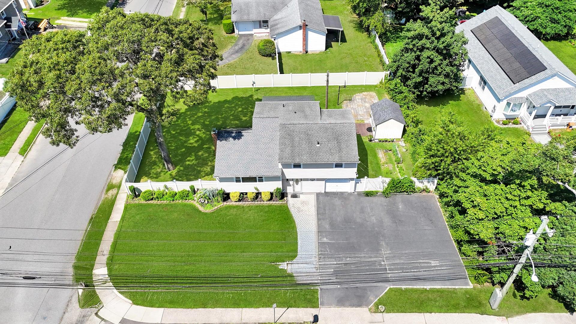 20 College Road, Selden, NY 11784