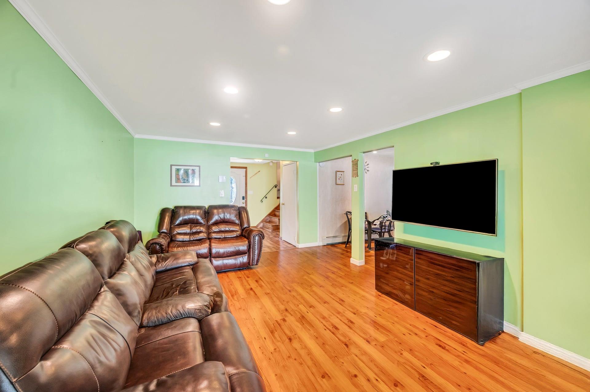 20 College Road, Selden, NY 11784