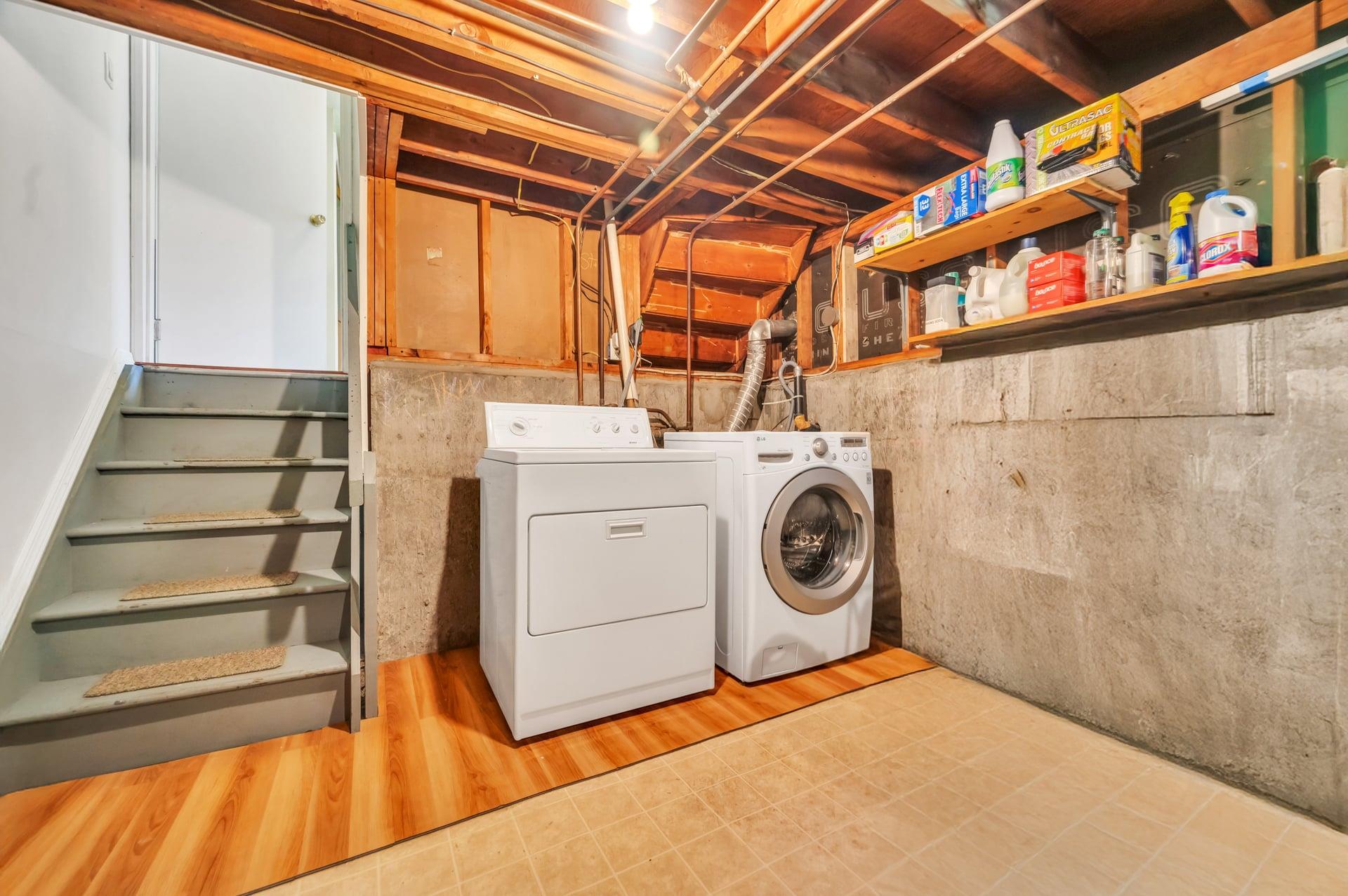 20 College Road, Selden, NY 11784