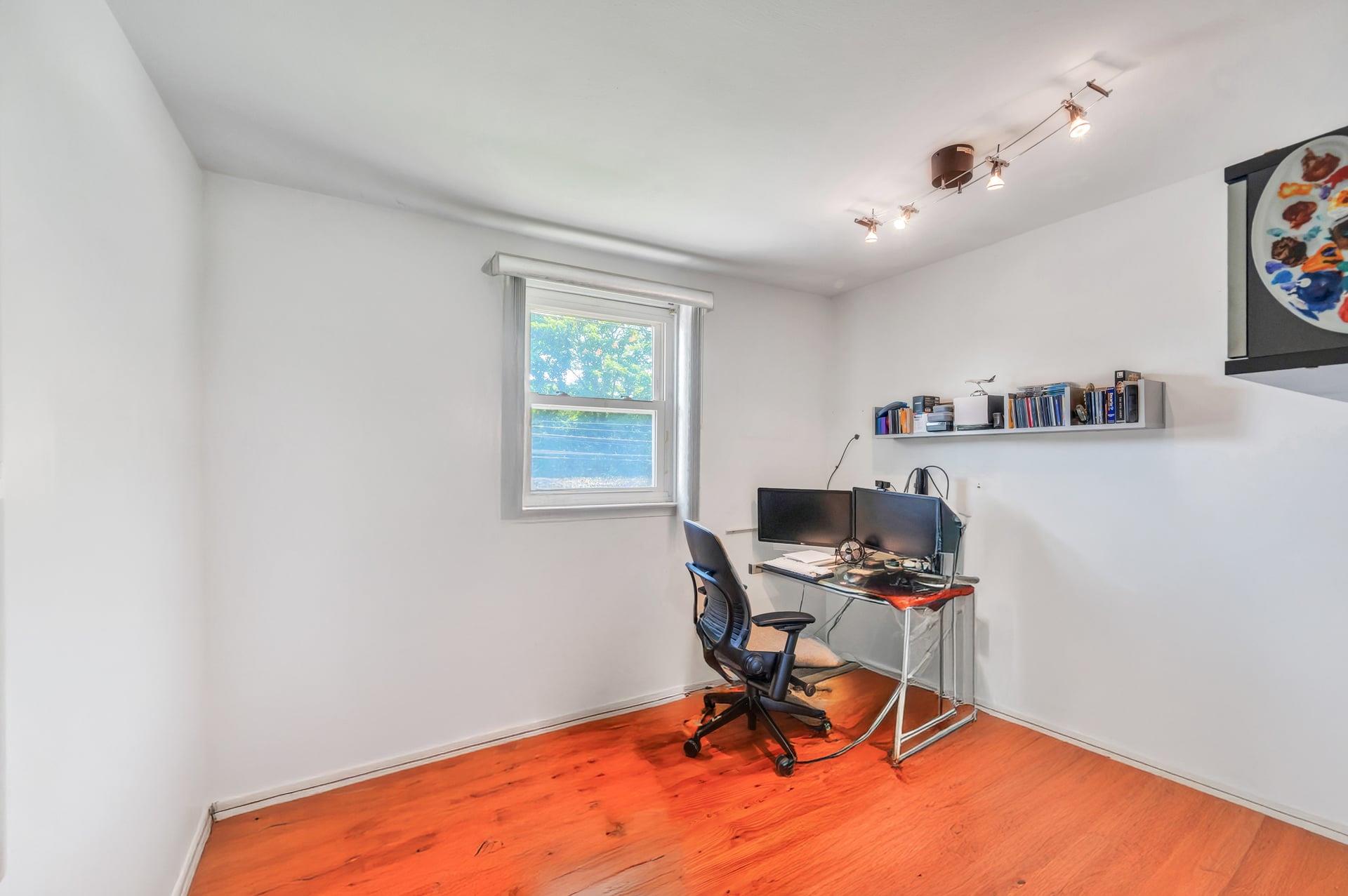 20 College Road, Selden, NY 11784