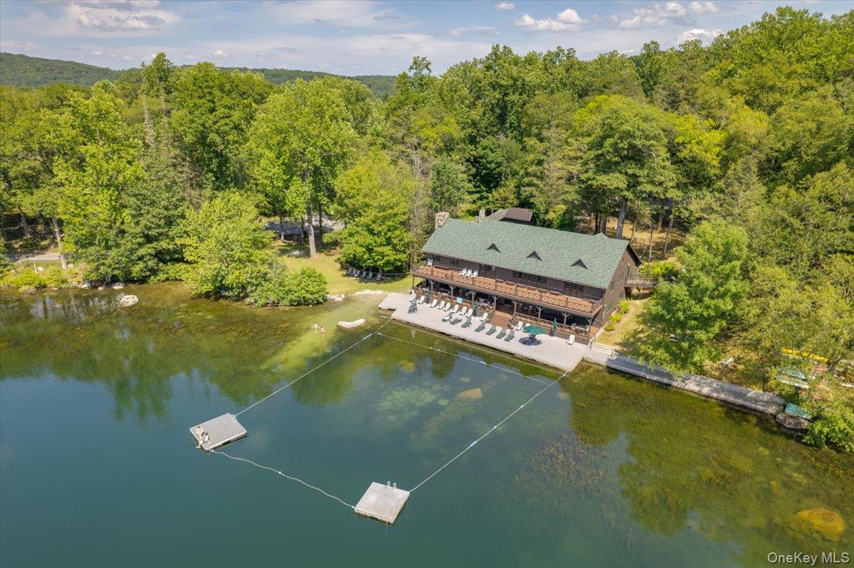 1064 Barrett Circle W, Carmel, NY 10512